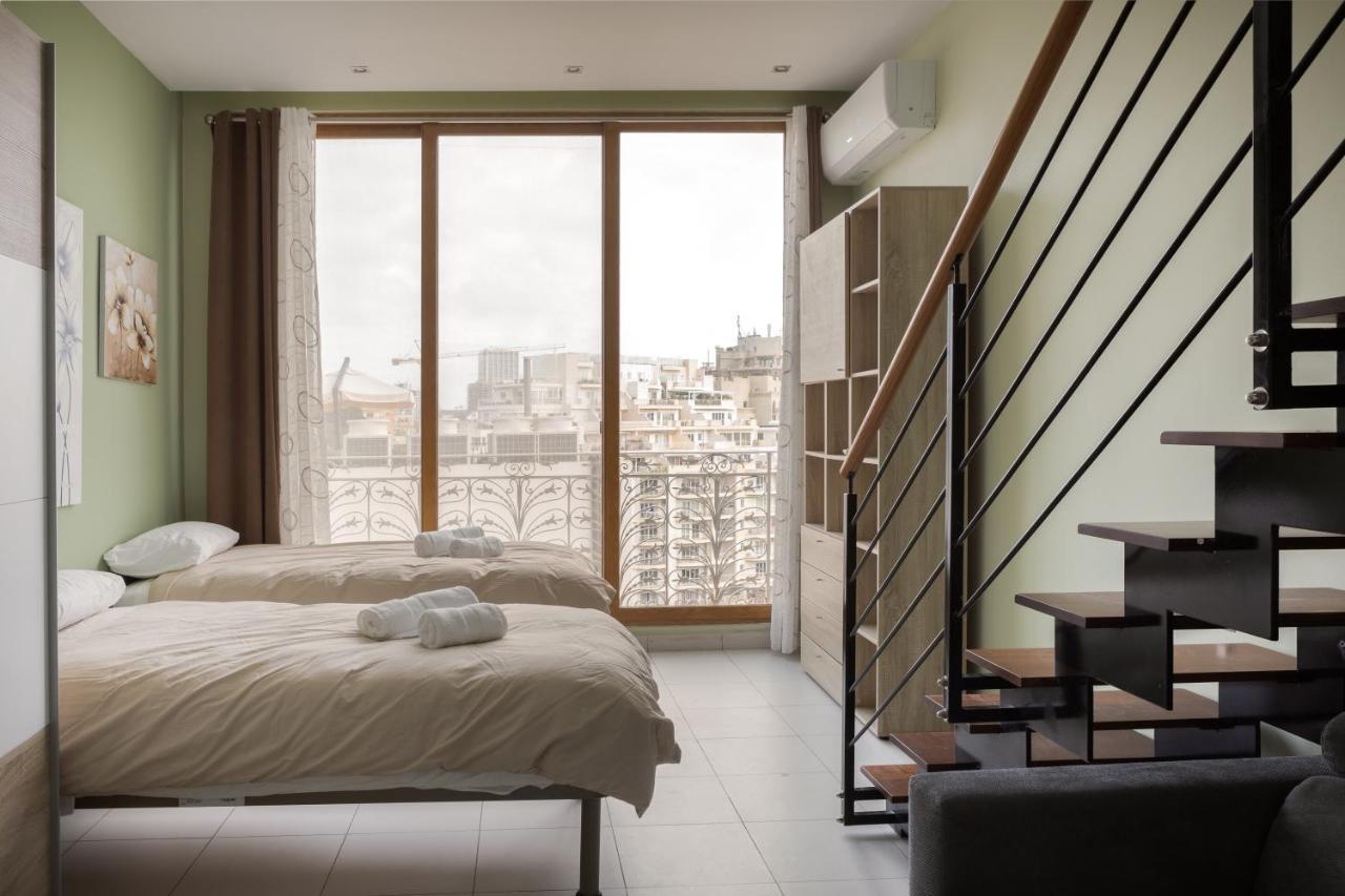 Entire Luxury Sliema Townhouse Steps From Beach Luaran gambar